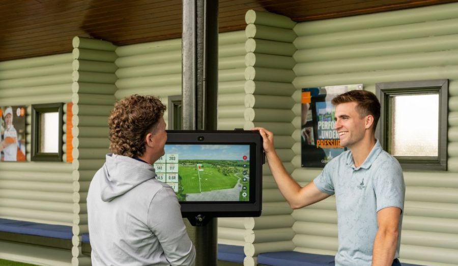 Trackman - Golfers Laughing at Screen - Tab Gallery