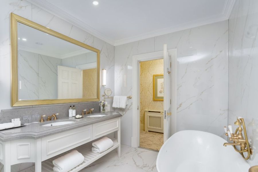 Presidential Suite Bathroom Tab Gallery