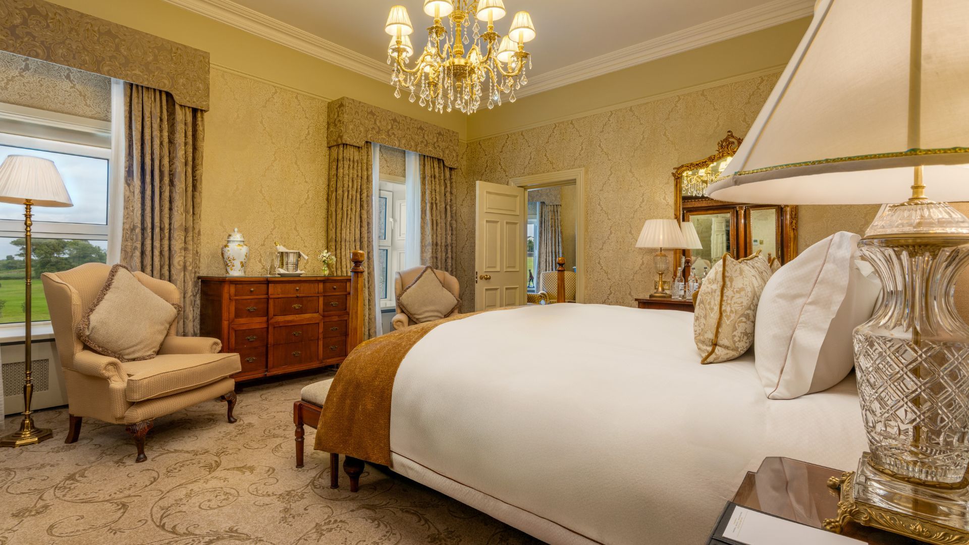 Presidential Suite - Banner