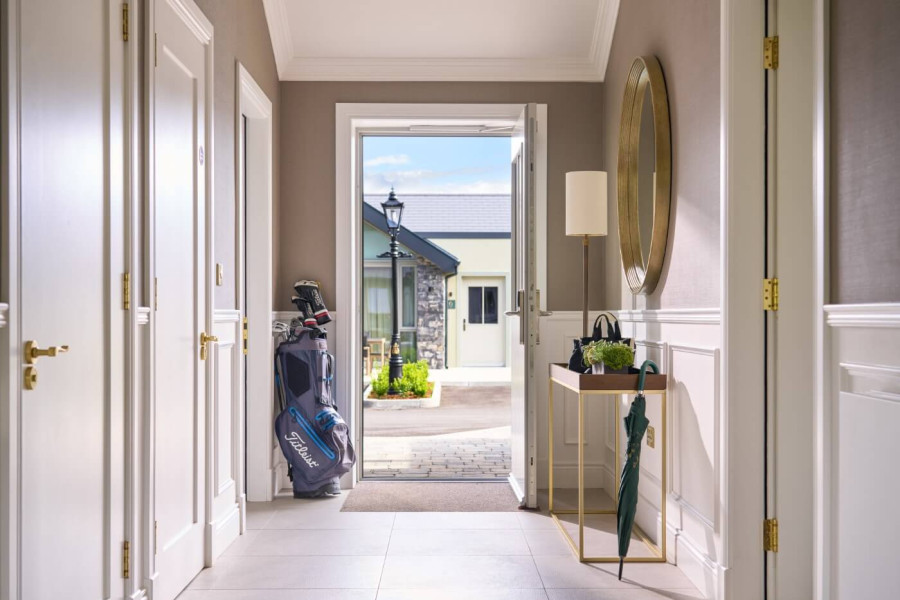 Lodge  hallway full res custom www.glenloabbeyhotel.ie