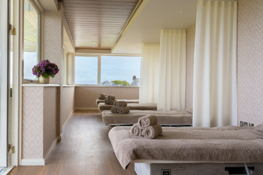 Relaxation room www.glenloabbeyhotel.ie