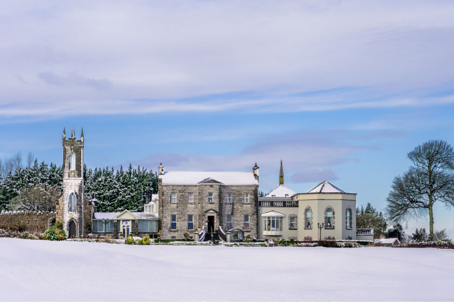 Glenlo snow banner www.glenloabbeyhotel.ie
