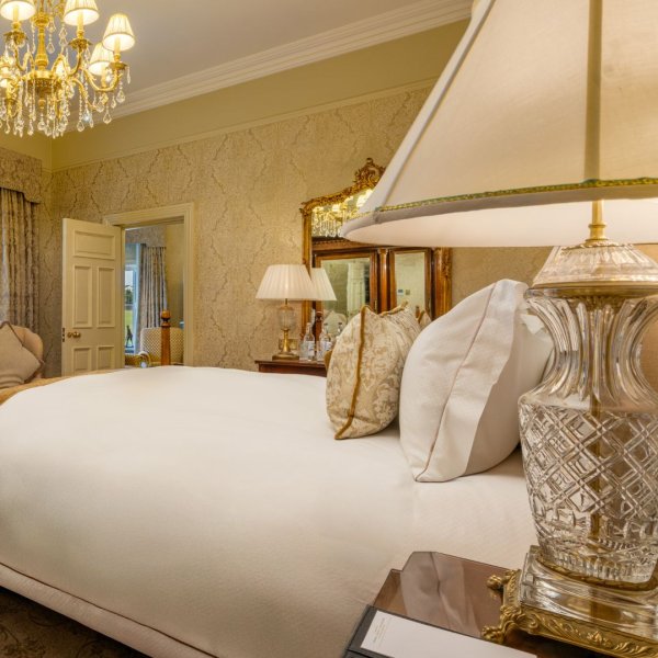 Presidential banner www.glenloabbeyhotel.ie