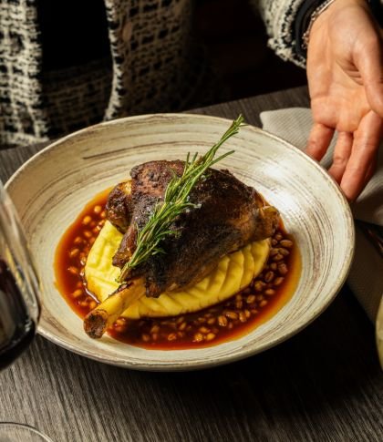 Easter sunday lunch carousel www.glenloabbeyhotel.ie